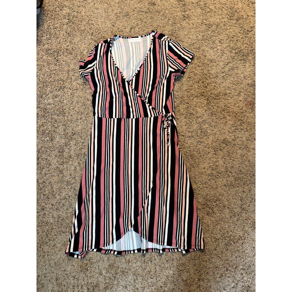 Bobbie Brooks med  wrap dress